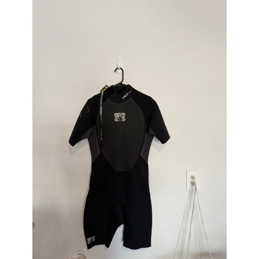 Body Glove Wetsuit Large Pro 3 2:1 Black Mens Shorty Snorkel Surf Scuba Suit New